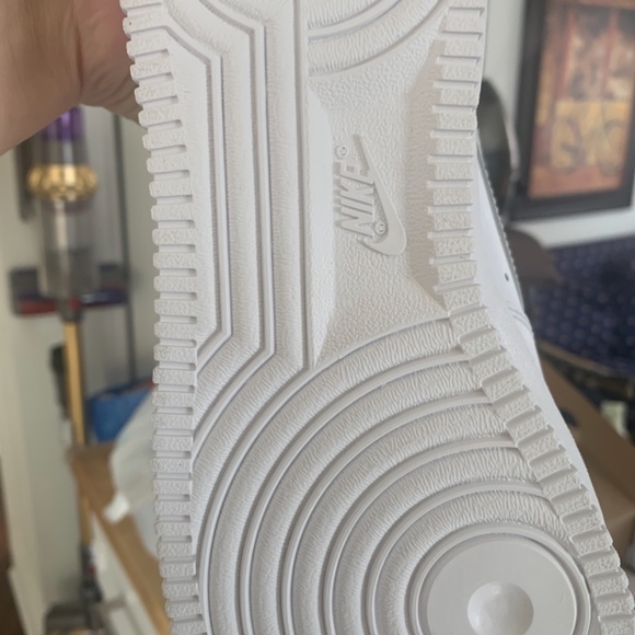 Women’s Air Force 1 07 - Picture 7 of 7